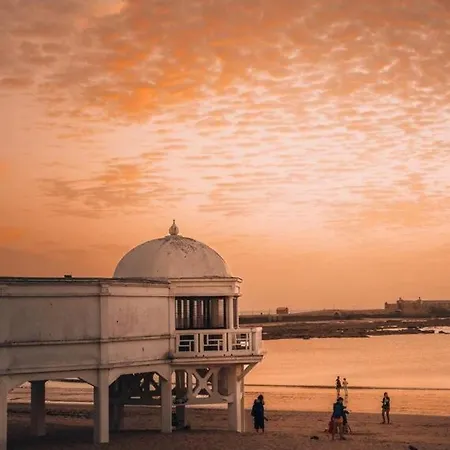 Papallona Grupo Ac Gestion * Кадис